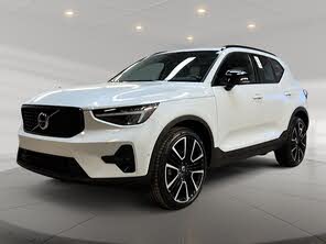 Volvo XC40 B5 Ultimate Dark Theme AWD