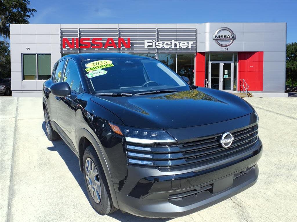 2025 Nissan Kicks S AWD