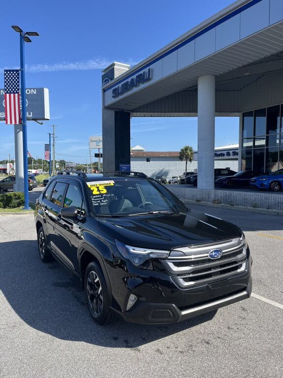 2025 Subaru Forester Premium Crossover AWD
