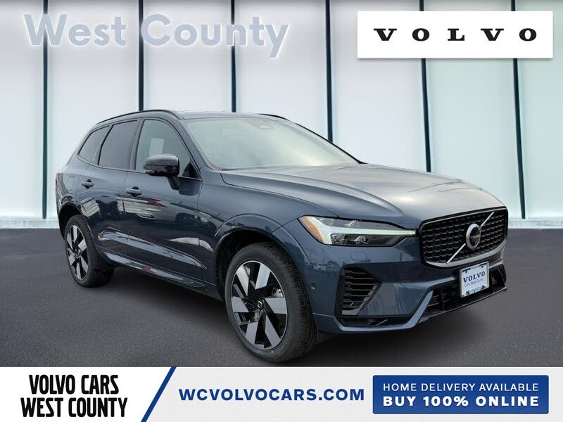 2025 Volvo XC60 Recharge T8 Plus Dark Theme eAWD