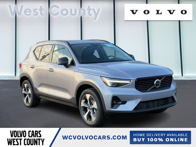 2026 Volvo XC40 B5 Plus AWD