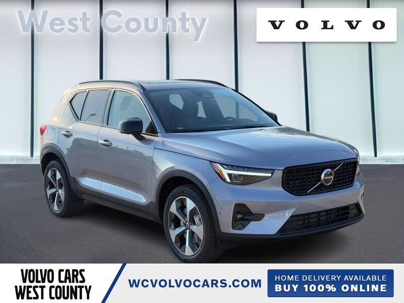2026 Volvo XC40 B5 Plus AWD