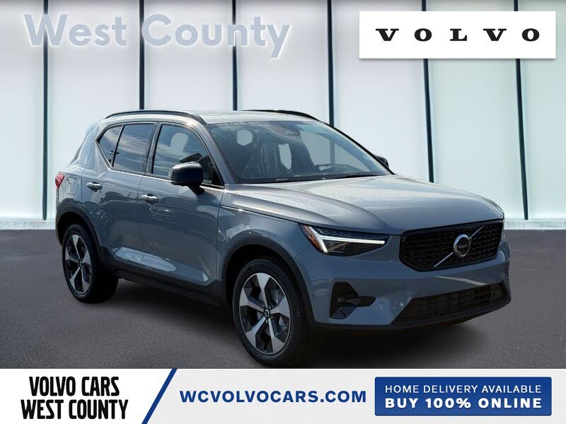 2026 Volvo XC40 B5 Plus AWD