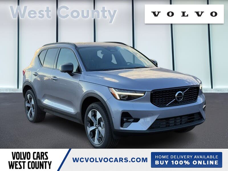 2026 Volvo XC40 B5 Plus AWD