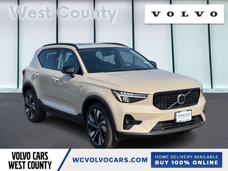 2026 Volvo XC40 B5 Plus AWD