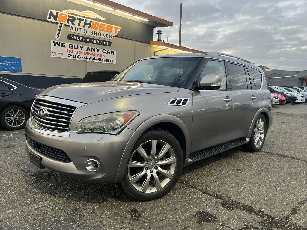 2011 INFINITI QX56 4WD with Split Bench Seat Package