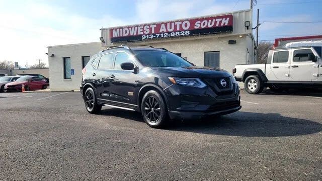 2017 Nissan Rogue SV FWD