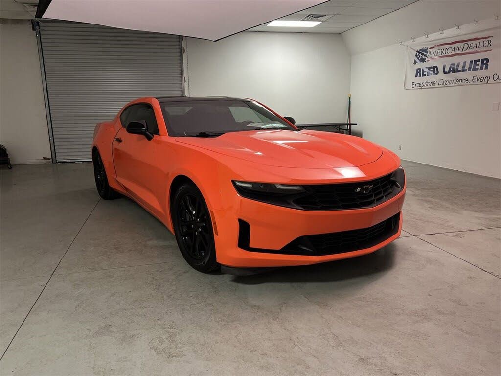2020 Chevrolet Camaro LS Coupe RWD