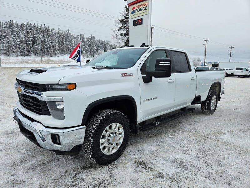 Chevrolet Silverado 3500HD LT Crew Cab LB 4WD 2024