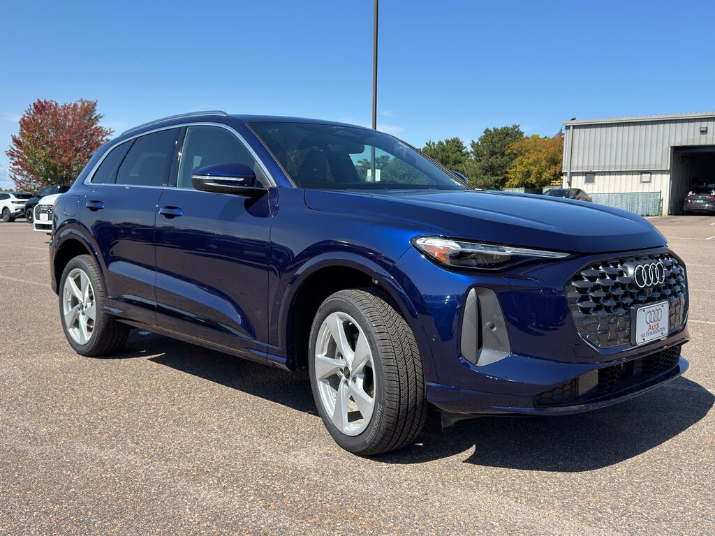 2025 Audi Q5 quattro Premium Plus 40 TFSI