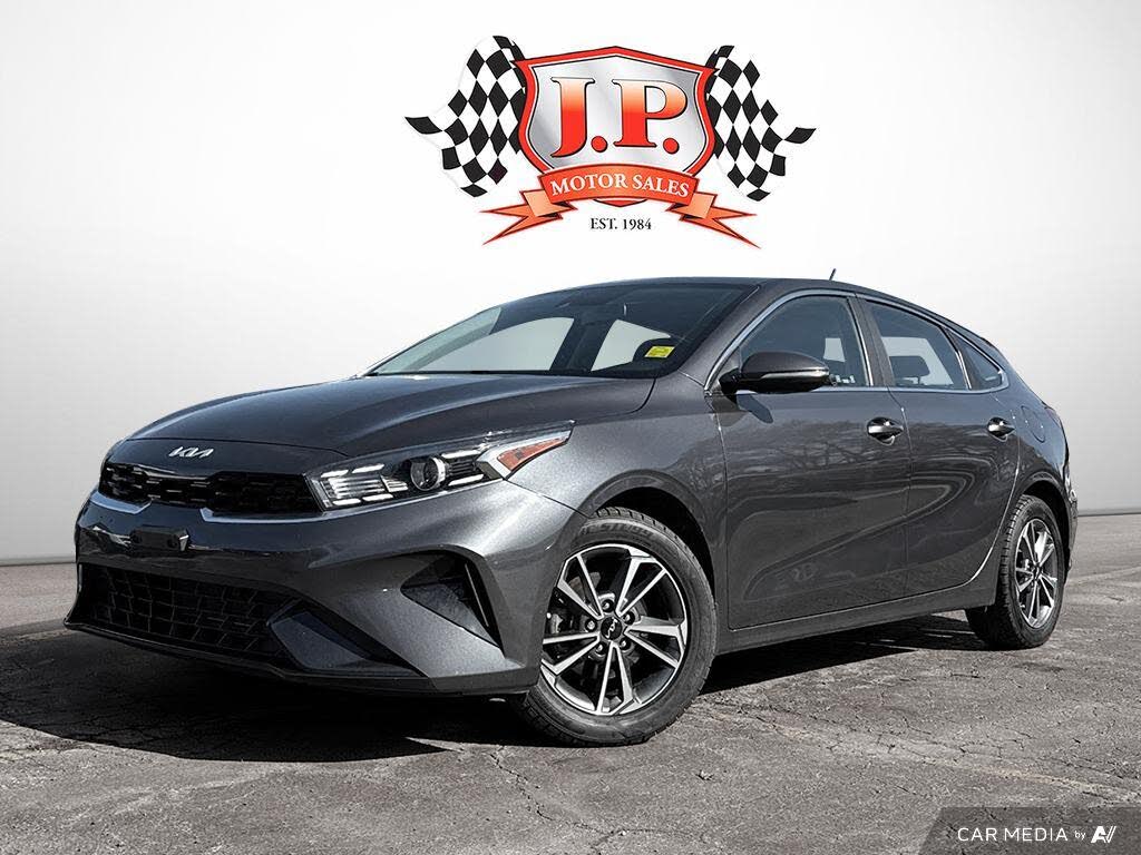 2023 Kia Forte5 EX FWD