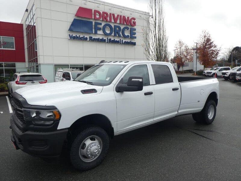2024 RAM 3500 Tradesman Crew Cab LB DRW 4WD