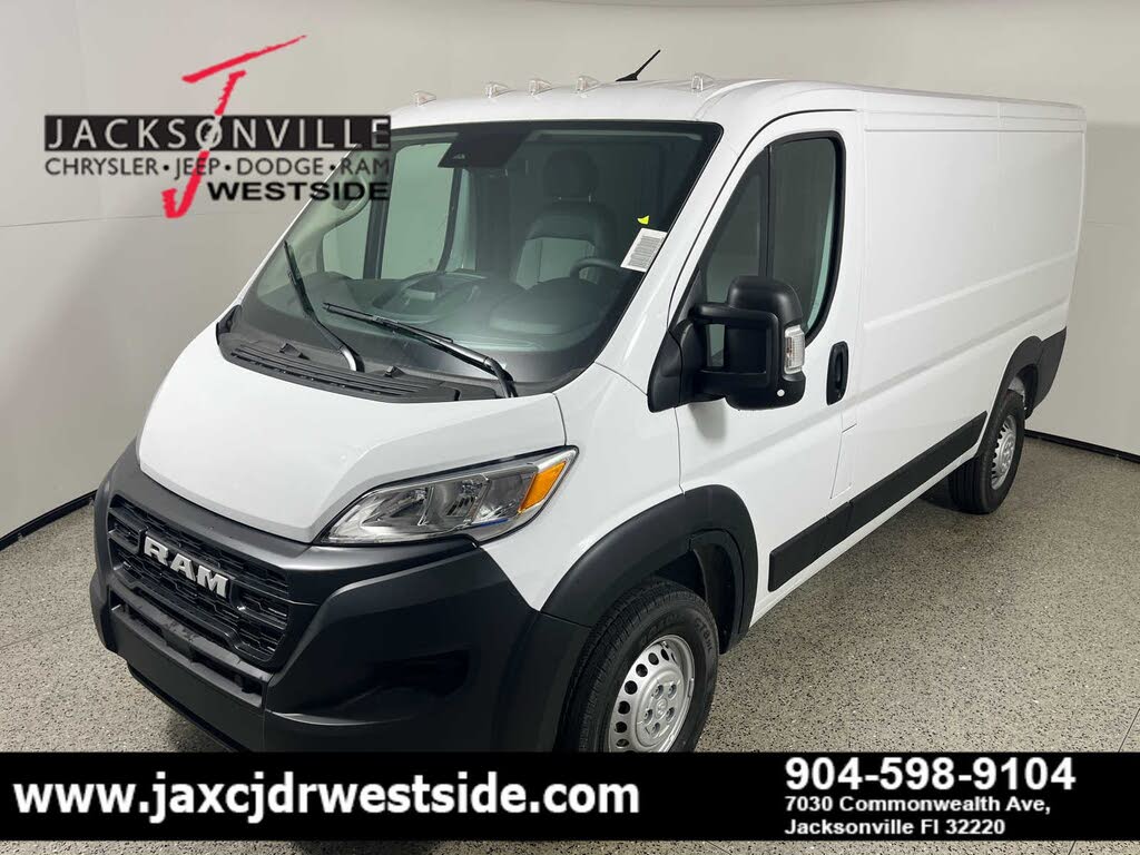2026 RAM ProMaster 3500 Tradesman 136 Low Roof Cargo Van FWD