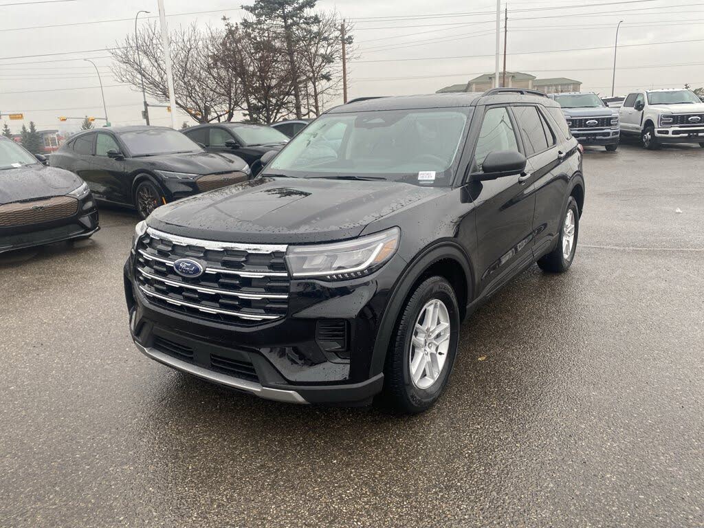 2026 Ford Explorer Active AWD