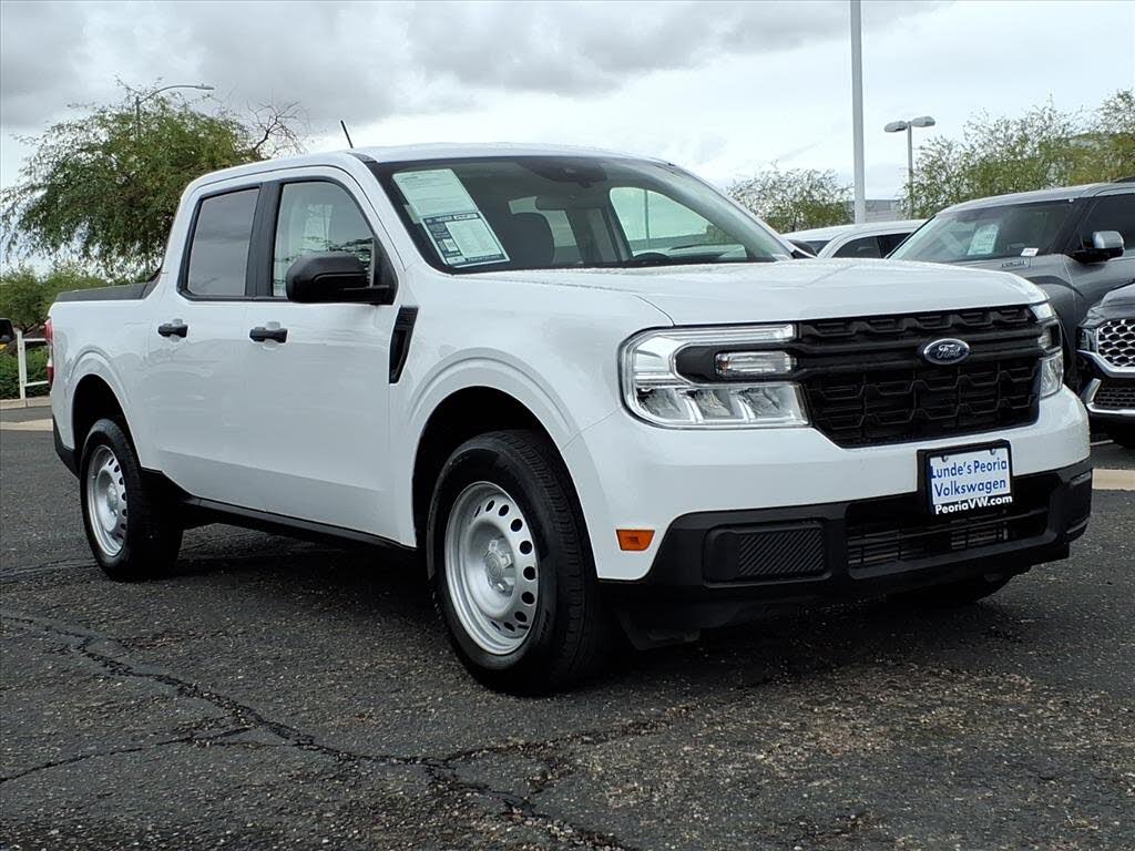 2024 Ford Maverick XL SuperCrew FWD