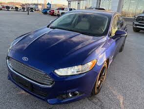 Ford Fusion Hybrid SE FWD