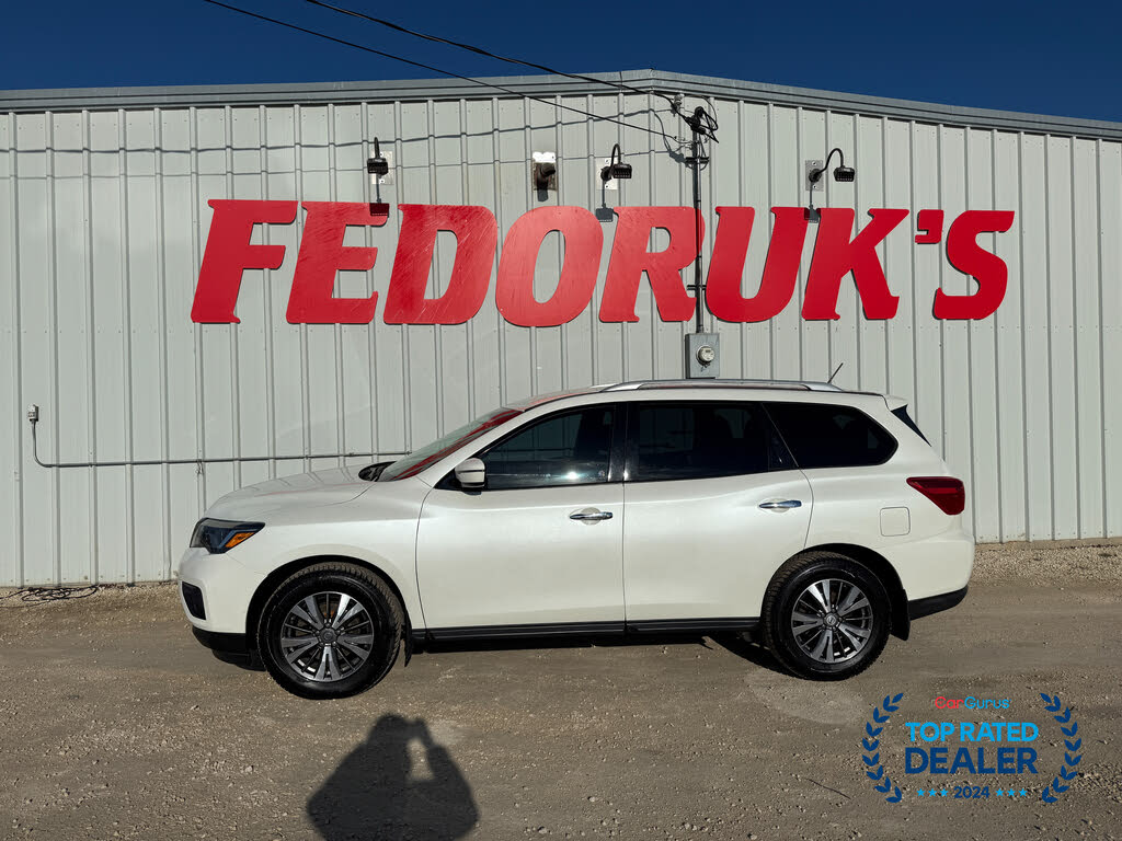 2017 Nissan Pathfinder SV 4WD