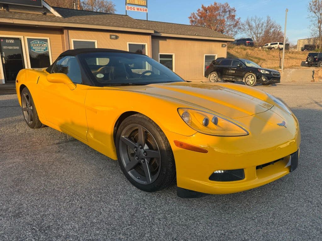 2005 Chevrolet Corvette Convertible RWD
