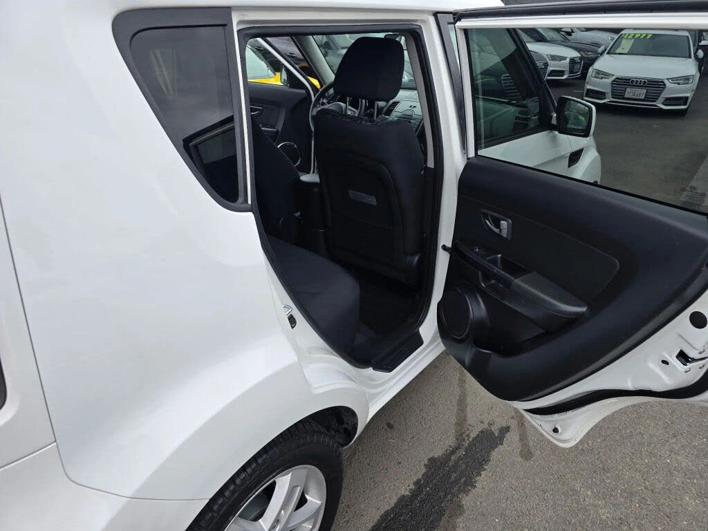 2011 Kia Soul +