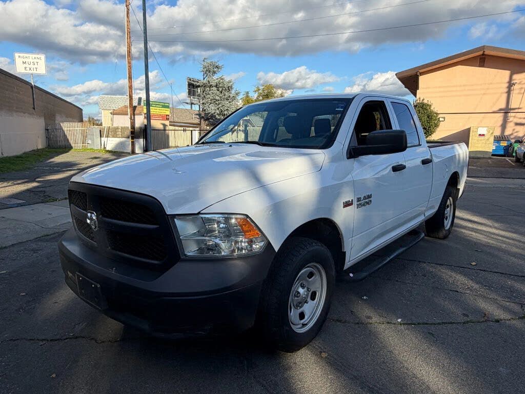 2014 RAM 1500 Express Quad Cab 4WD