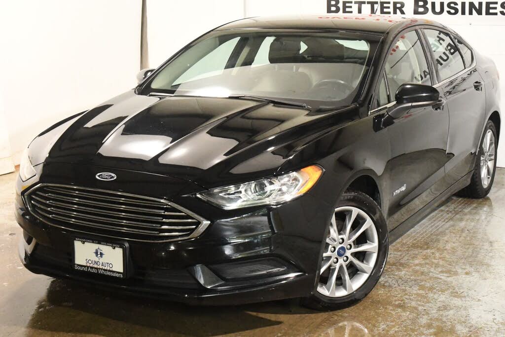 2017 Ford Fusion Hybrid S FWD