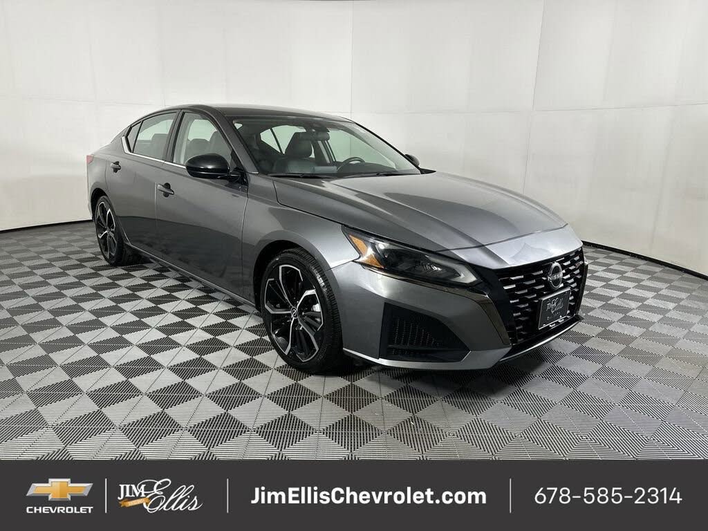 2023 Nissan Altima 2.5 SR FWD