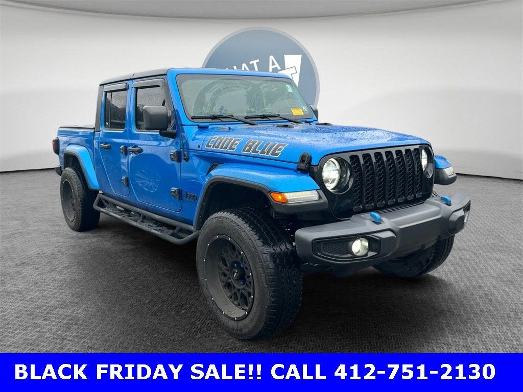 2022 Jeep Gladiator Altitude Crew Cab 4WD