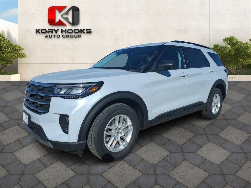 2026 Ford Explorer Active RWD