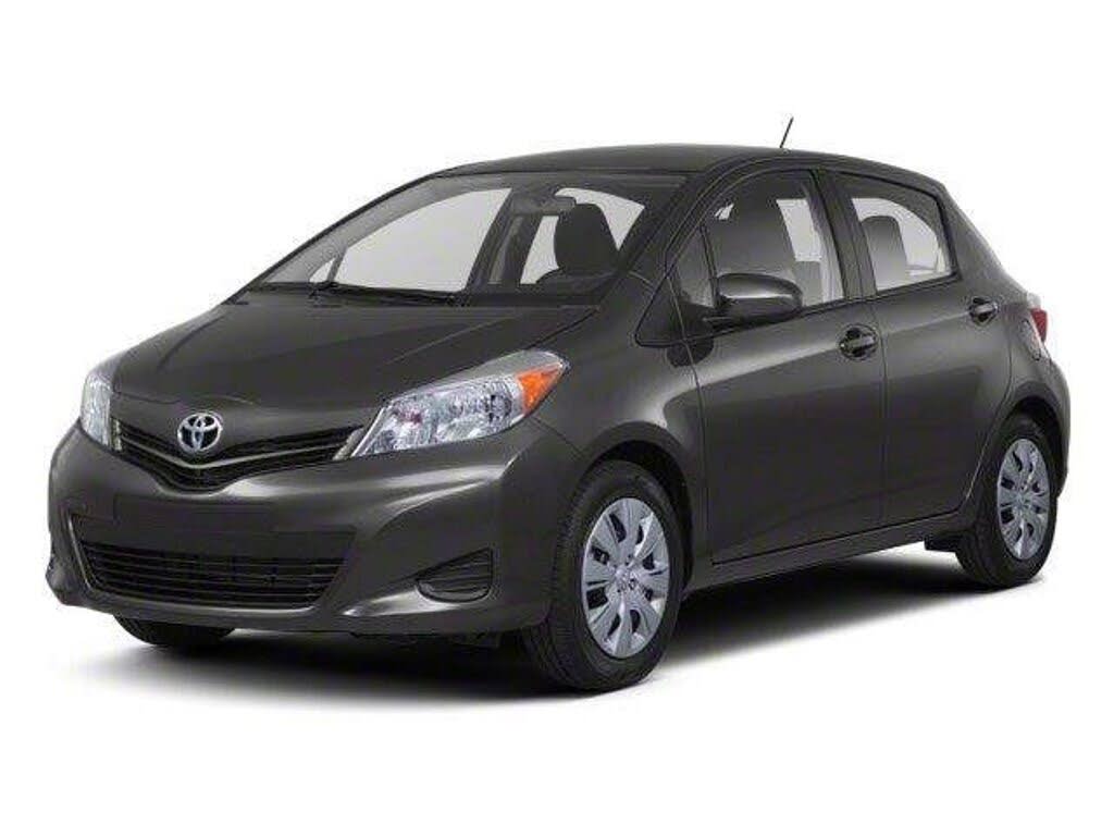 2013 Toyota Yaris LE 2dr Hatchback