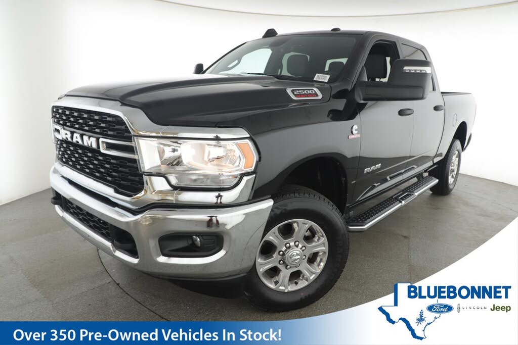 2024 RAM 2500 Big Horn Crew Cab 4WD