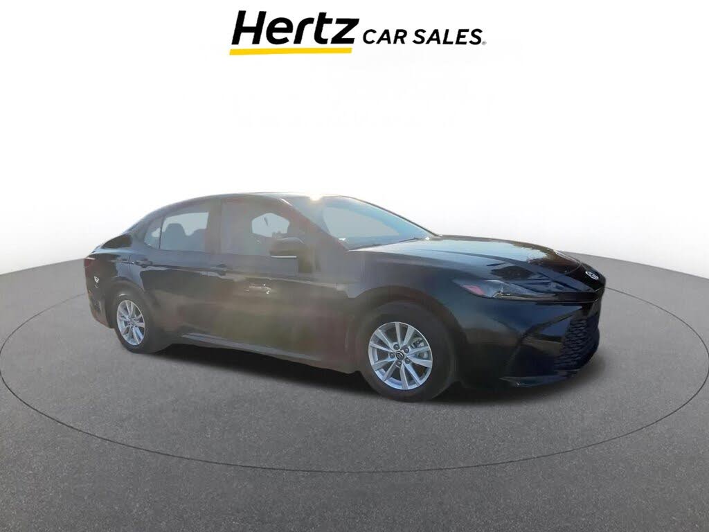 2025 Toyota Camry LE FWD