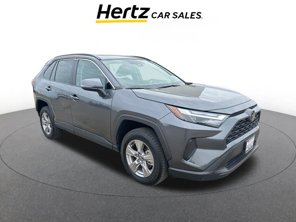 2025 Toyota RAV4 XLE FWD