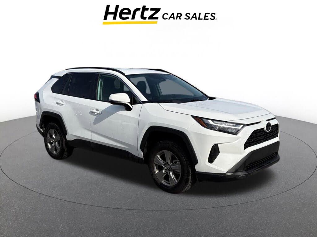2025 Toyota RAV4 XLE FWD