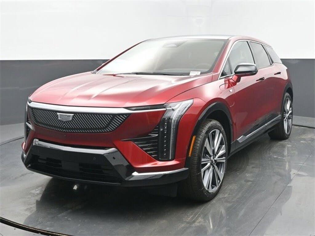 2026 Cadillac OPTIQ Premium Luxury AWD