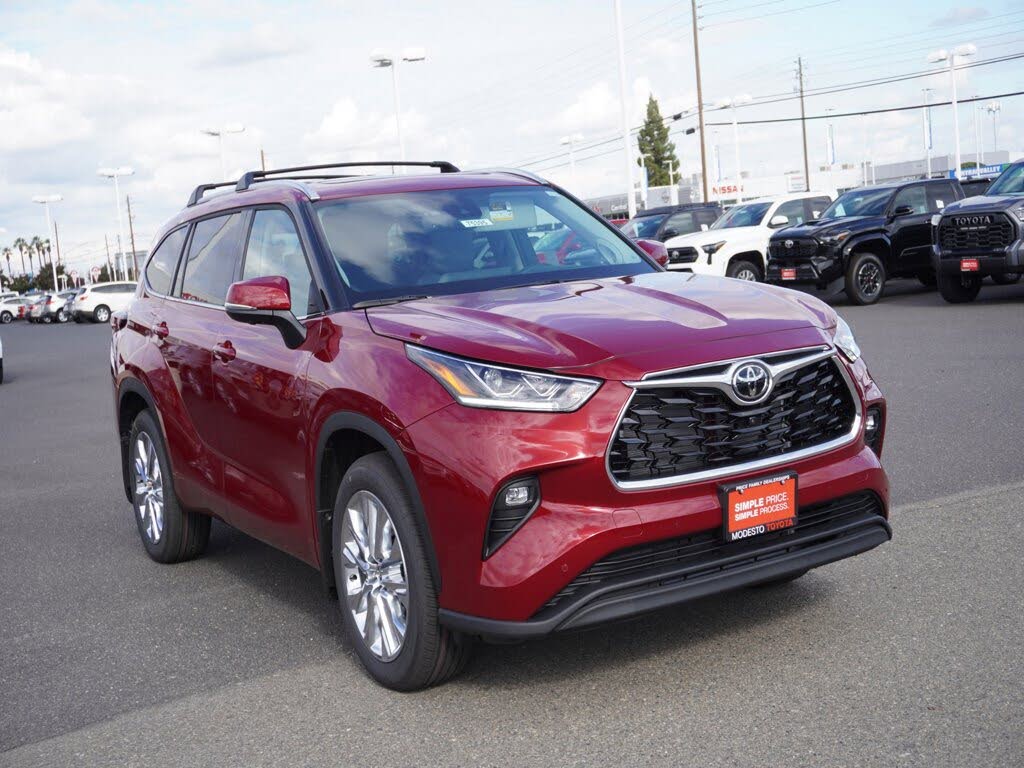 2026 Toyota Highlander Limited AWD