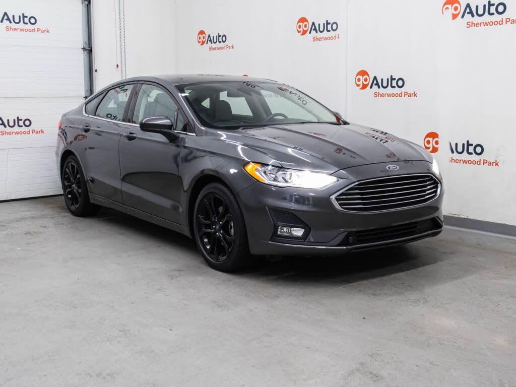 2020 Ford Fusion SE FWD