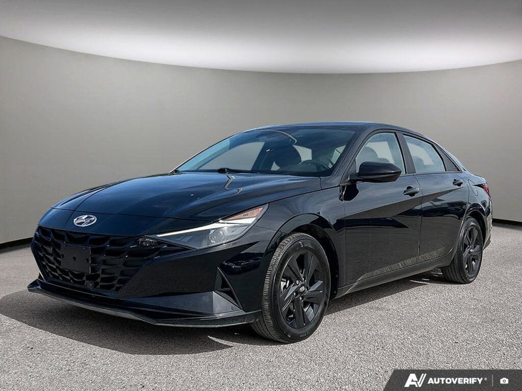 2022 Hyundai Elantra Hybrid Preferred FWD