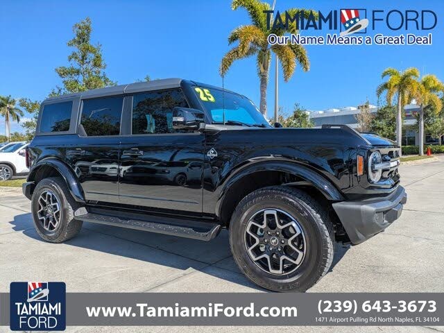 2025 Ford Bronco Outer Banks 4-Door 4WD