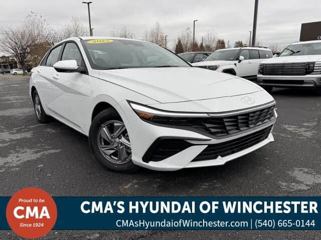 2025 Hyundai Elantra SE FWD
