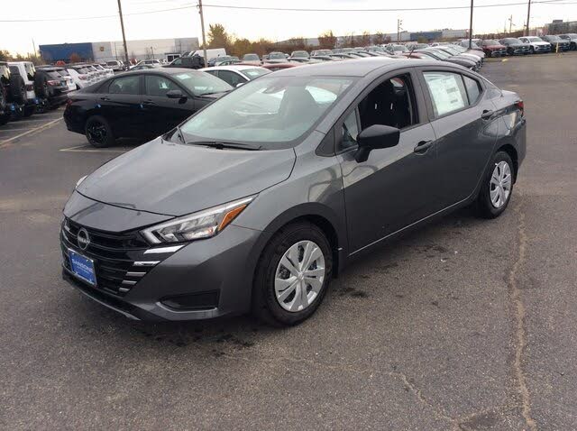 2025 Nissan Versa S FWD