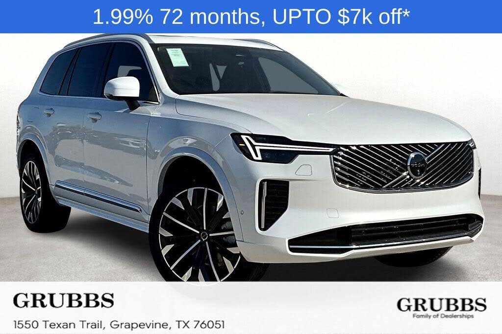 2025 Volvo XC90 B5 Plus Bright Theme 7-Passenger AWD