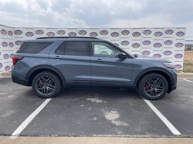 2026 Ford Explorer ST RWD