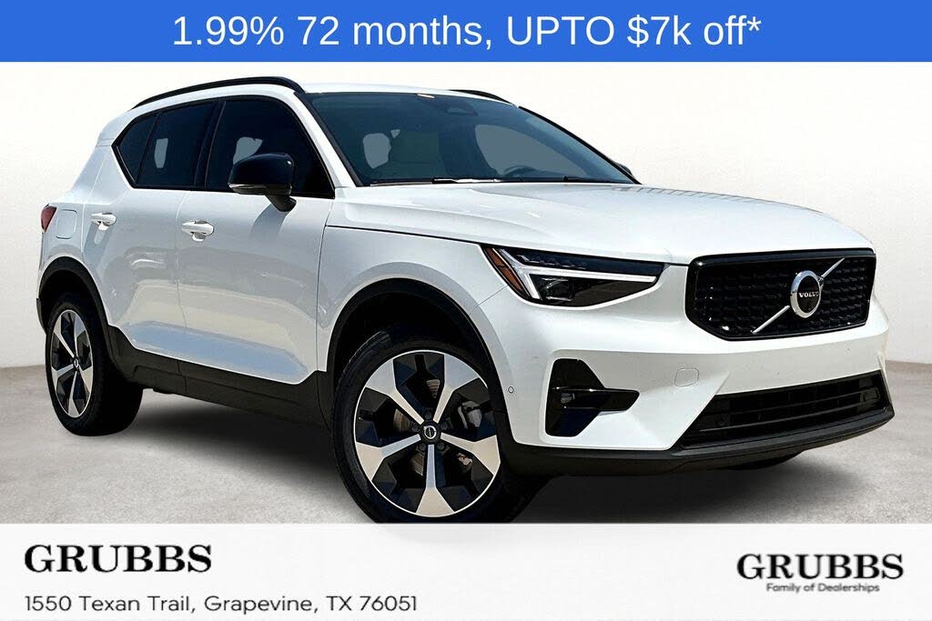2026 Volvo XC40 B5 Plus AWD