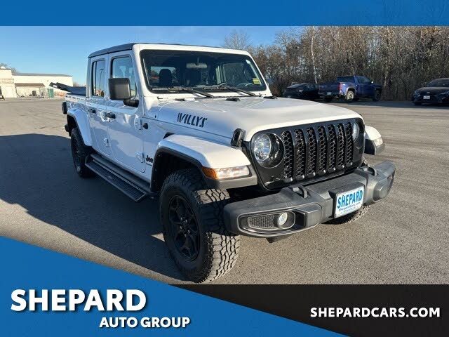 2021 Jeep Gladiator Willys Crew Cab 4WD