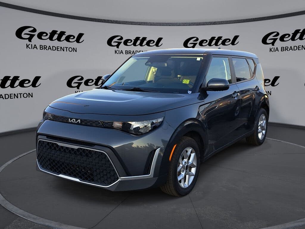 2023 Kia Soul LX FWD