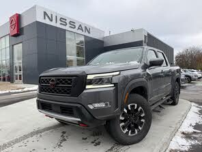 Nissan Frontier PRO-4X Crew Cab 4WD