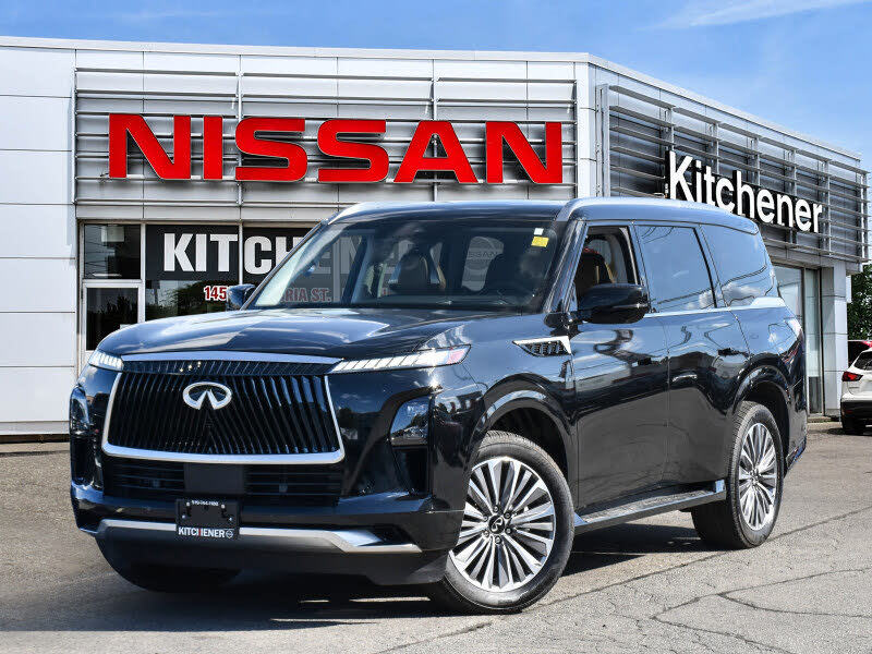 2025 INFINITI QX80 Sensory 4WD