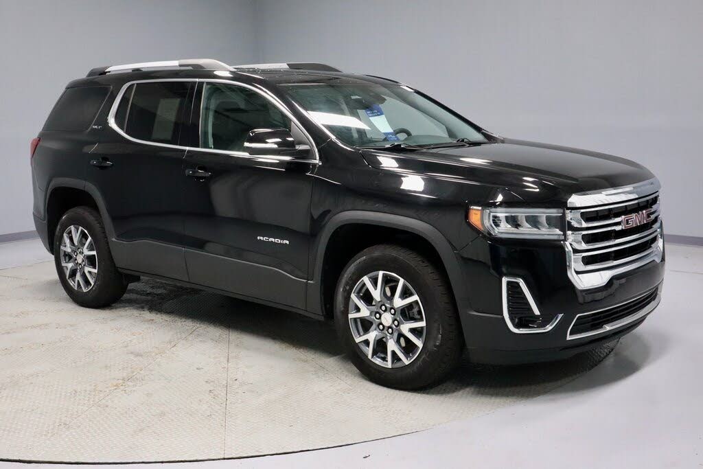 2023 GMC Acadia SLT FWD