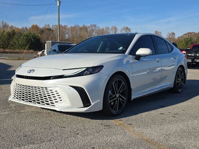 2025 Toyota Camry XSE FWD