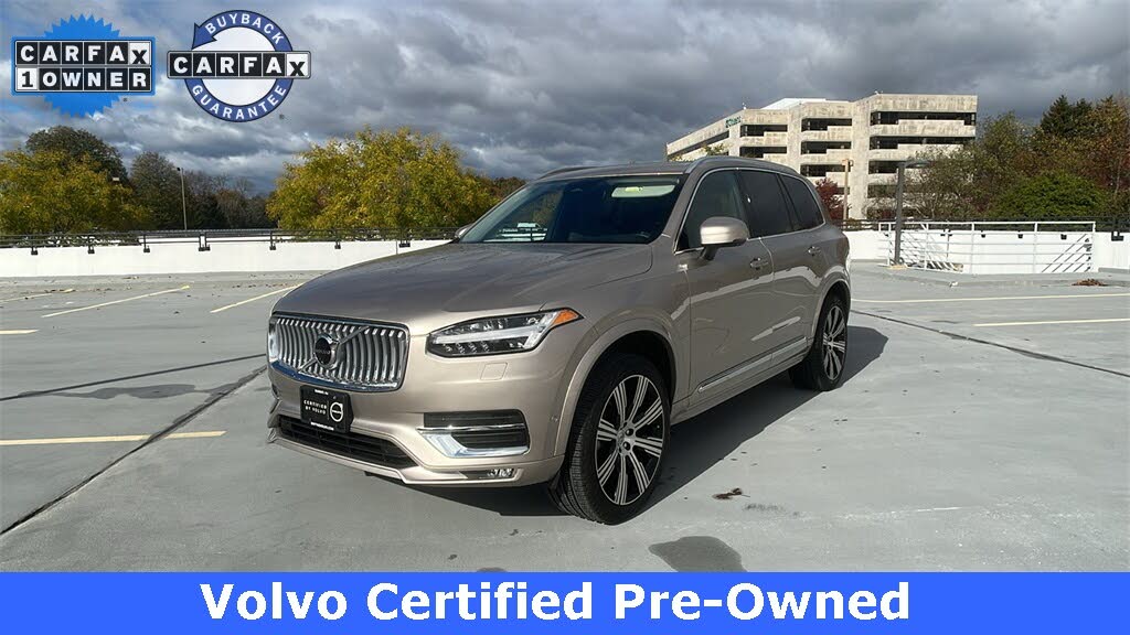 2025 Volvo XC90 B5 Plus Bright Theme AWD